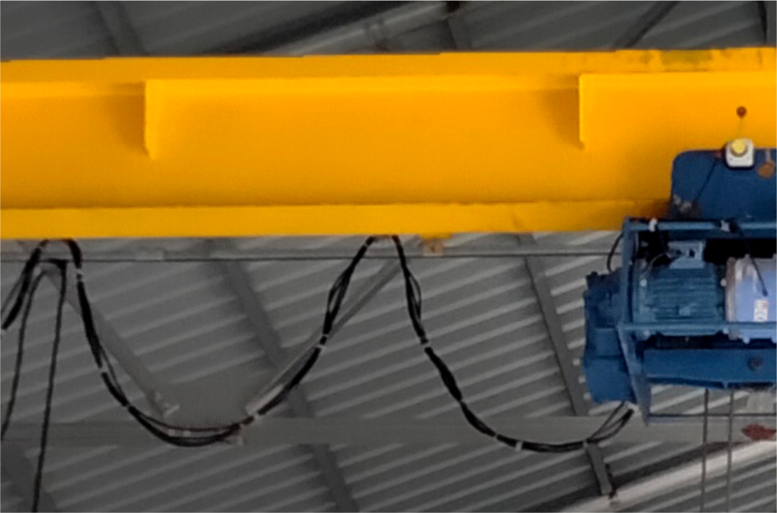 Single Girder EOT Crane — view 1 — OmCrane